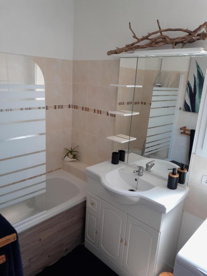 Appartement T1 Plain Pied Le Cannet-des-Maures Dış mekan fotoğraf